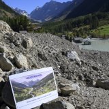 Le Conseil d'Etat valaisan a validé le décret concernant la reconstruction de Blatten (photo d'archives). KEYSTONE/EPA/LAURENT GILLIERON